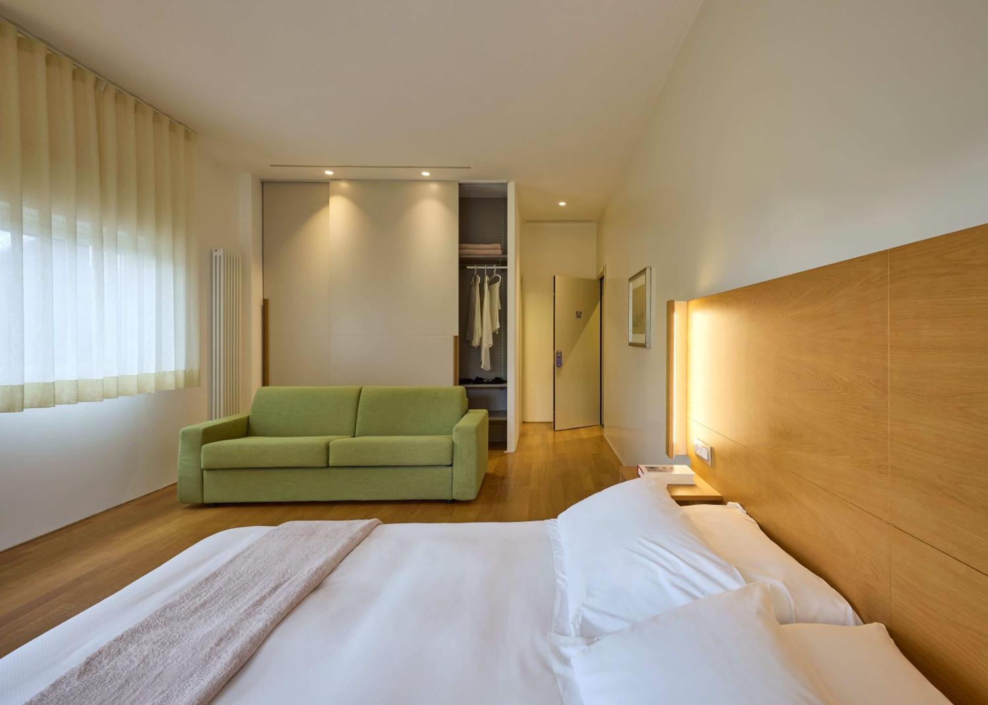 Hotel Emilia