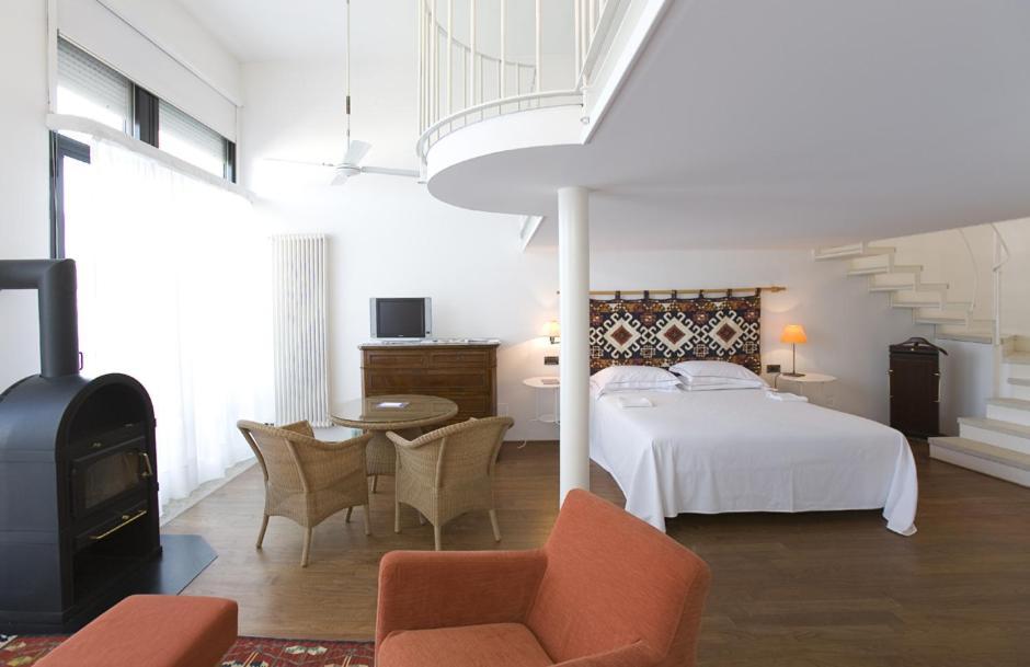 Hotel Emilia 4*