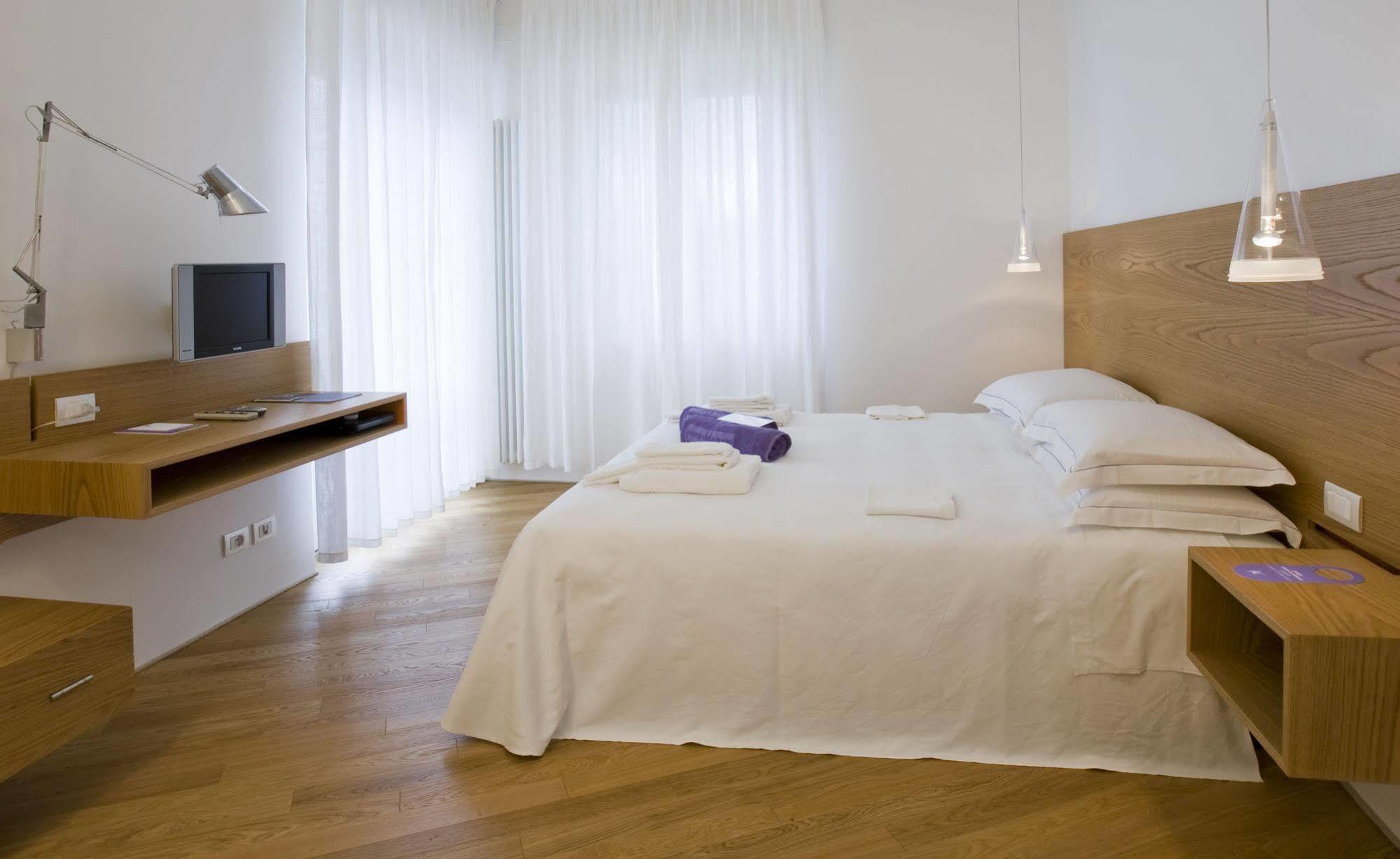 Hotel Emilia Ancône